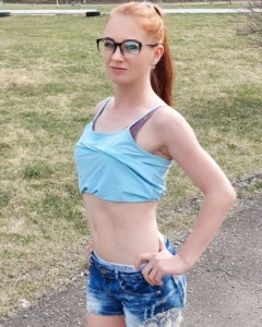 Леси Энджел