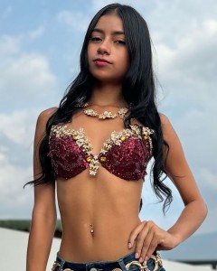 Белинда Пинк