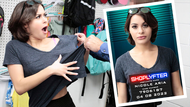 Охранник спалил воровку и трахнул под скрытыми камерами