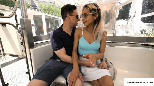 Город показал, на карусели покатал, теперь можно и в анал выебать